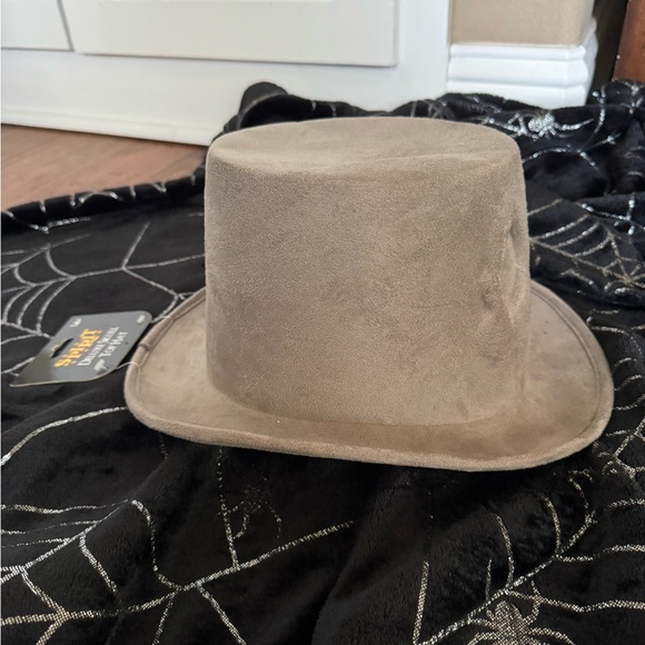 Spirit Skull Top Hat Gray - Picture 2 of 9